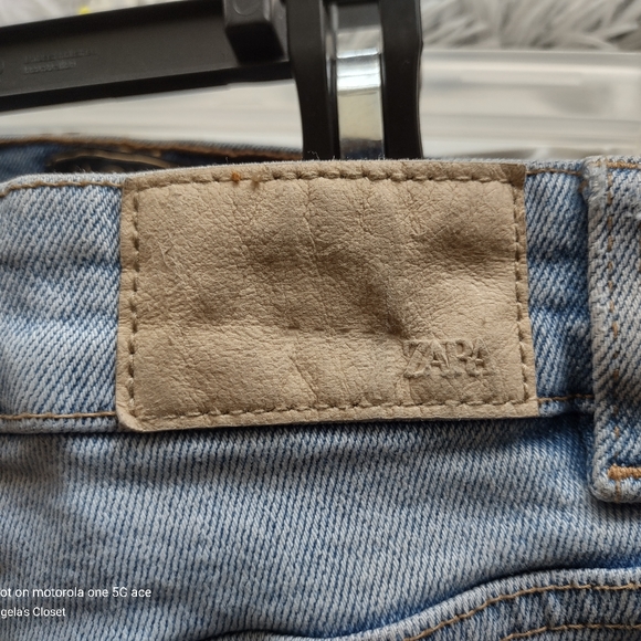 Zara Stretch Skinny Jeans - Picture 2 of 6